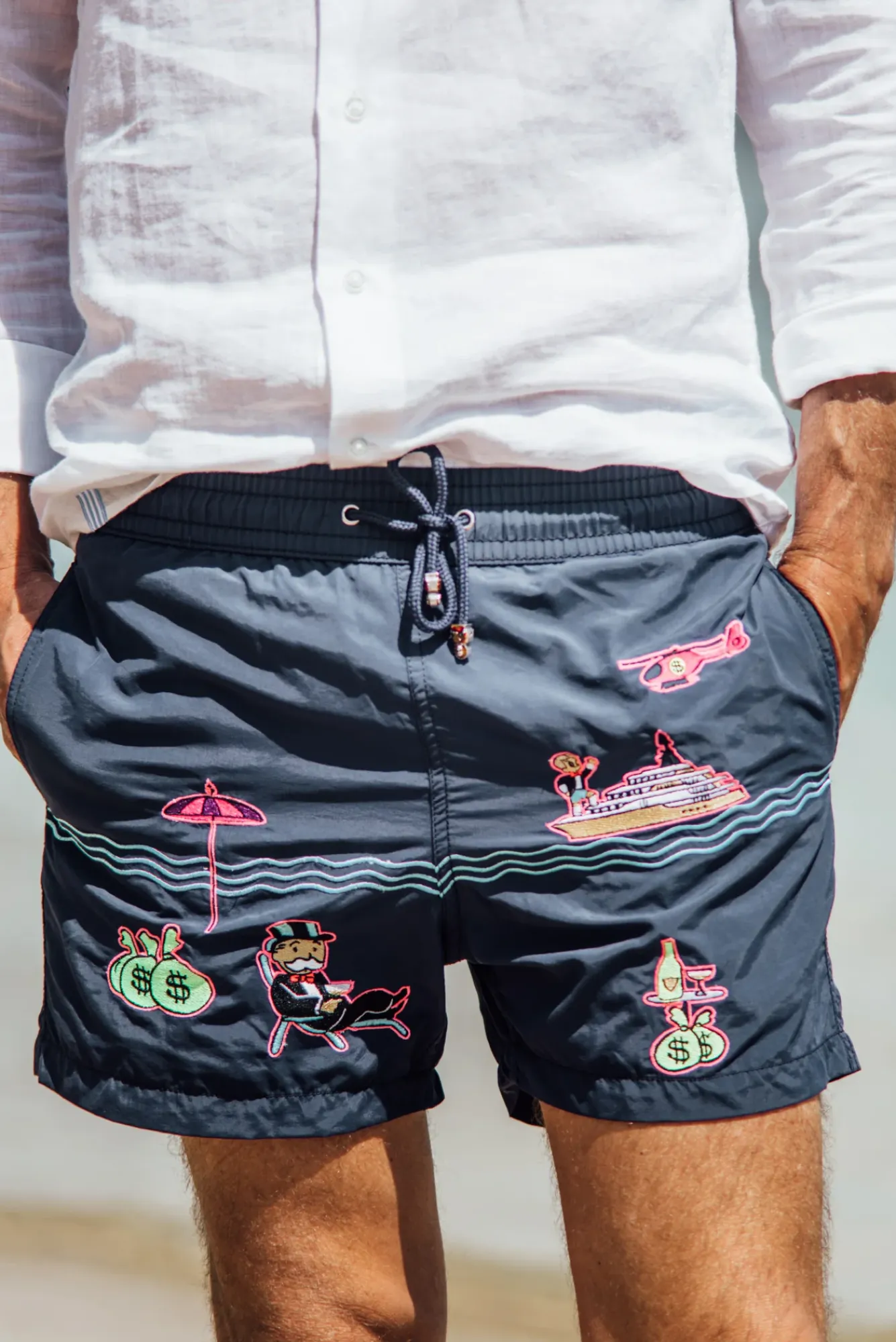 Places|Monopoly<Les Canebiers Pampelonne - Navy